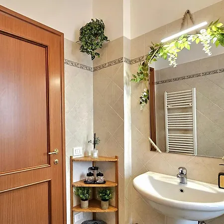 Midori House Florence - 10min From Airport شقة